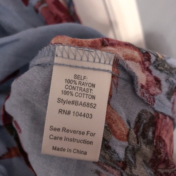 Floral Altar’d State Tunic - Picture 3 of 3